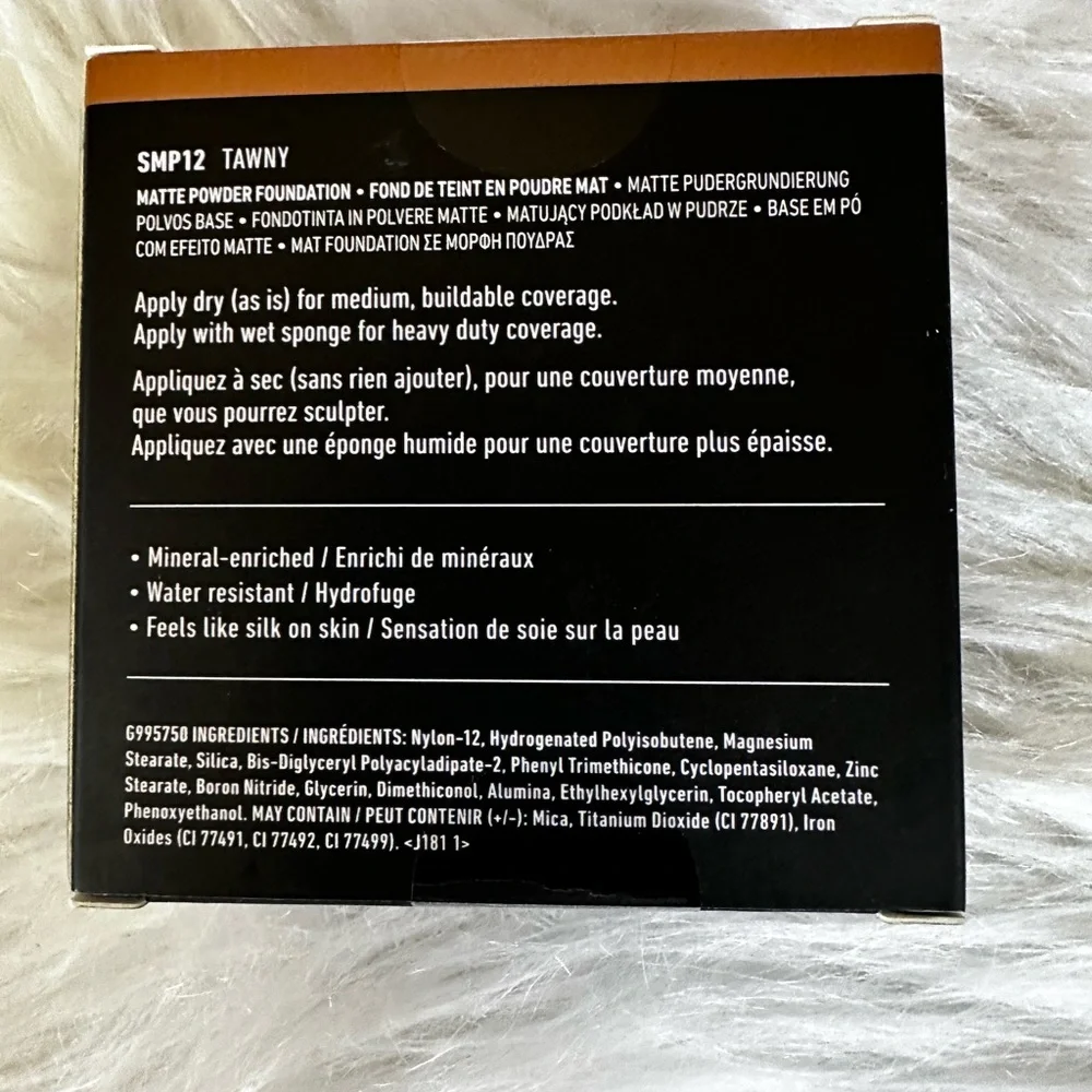 New NYX Stay Matte‎ But Not Flat Powder Foundation